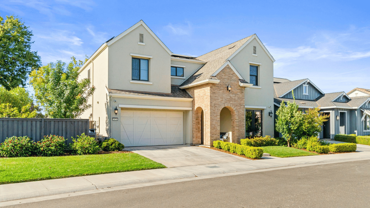 Sold: 5070 E Street, Sacramento | $2,005,000